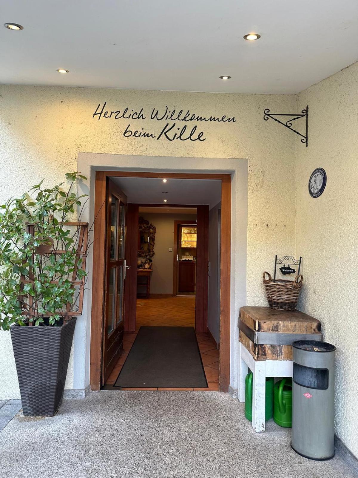 Gasthaus - Hotel Neue Post Meitingen المظهر الخارجي الصورة